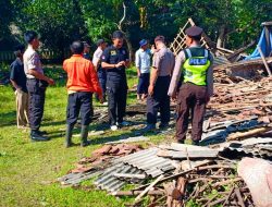 Angin Puting Beliung Terjang 157 Rumah di Kabupaten Bekasi