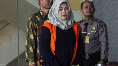 Neneng Hasanah Yasin Mengundurkan Diri
