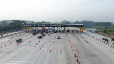 429.935 Ribu Kendaraan Tinggalkan Jakarta Melalui GT Cikampek Utama