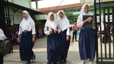 Penerimaan siswa SMP baru