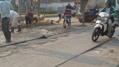 Disorot Ridwan Kamil, Jalan Raya Merdeka-Babelan Mulai Diperbaiki