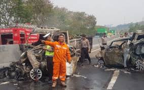 Kecelakaan Beruntun di KM 91 Cipularang, 8 Warga Kota Bekasi Alami Luka-Luka