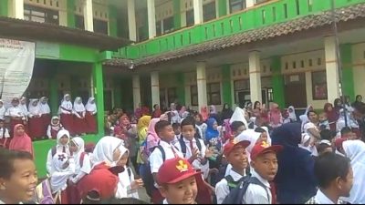 SDN Karang Rahayu 01 Disegel, Pemkab Bekasi Minta Waktu ke Ahli Waris