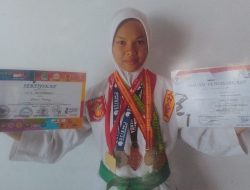 Siswi SMPN 13 Kota Bekasi Sabet Juara 1 pada Kejuaraan Jakarta Silat Competition