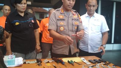 Beraksi di Mal, 4 Spesialis Penggajal ATM Diringkus
