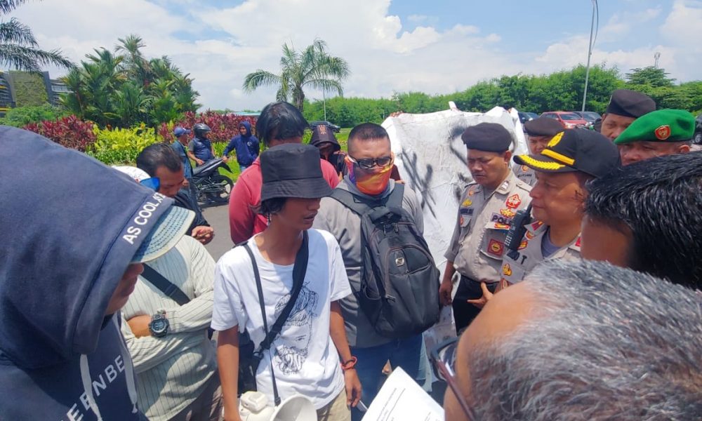 Dianggap Biarkan Aksi Perundungan Siswa, Kepsek Al Azhar 31 Dikecam Mahasiswa