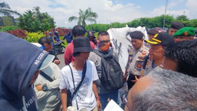 Dianggap Biarkan Aksi Perundungan Siswa, Kepsek Al Azhar 31 Dikecam Mahasiswa
