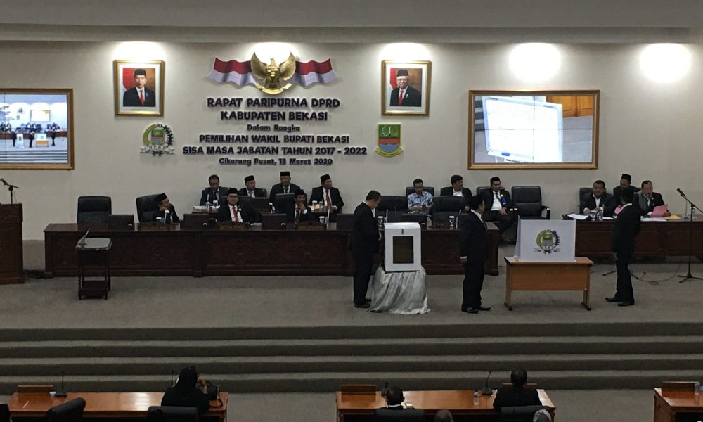 Diduga Palsukan Dokumen, Panlih DPRD Kabupaten Bekasi Dilaporkan ke PMJ