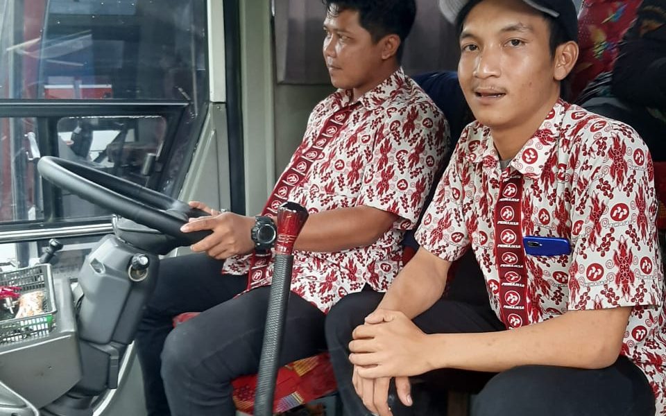 Muhammad Jaka, salah satu sopir bus jurusan Bekasi-Cirebon-Kuningan