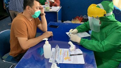 Ketua Umum KONI Kabupaten Bekasi Reza Lutfi jalani Rapid Test