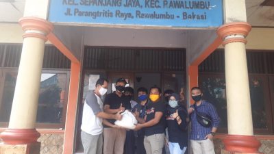Rukun Jurnalis Bekasi Bagi-bagi Paket Sembako