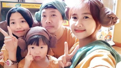 Foto Yannie Kim bersama Ko Incheol dan kedua anaknya. (Foto: dok. pribadi Yannie Kim)