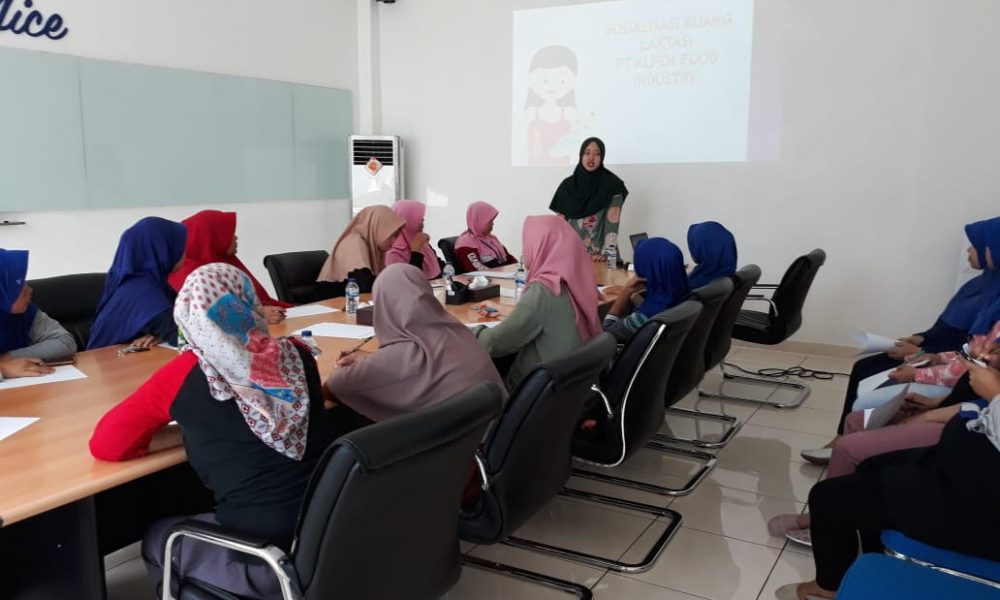 Acara sosialisasi Laktasi bagi Karyawati PT. AFI. Sosialisasi keselamatan dan kesehatan kerja dilakukan secara rutin, agendanya minimal setiap bulan ada training ttg K3 dan kesehatan