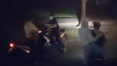 Begal Bacoki Korbannya di Bekasi Terekam CCTV, Warga Melihat Tak Berani Keluar