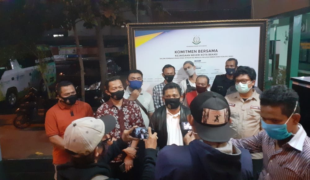 Kejari Bekasi Tangkap PNS yang Buron 8 Tahun dalam Kasus Korupsi Dana Hibah Pemprov DKI