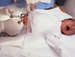 Sunat Perempuan Timbulkan Trauma Pada Ibu dan Anak Korban Sunat