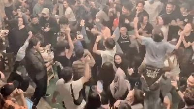 Banyak Warga Jakarta Cari Hiburan di Bekasi Pasca Kebijakan PSBB Total