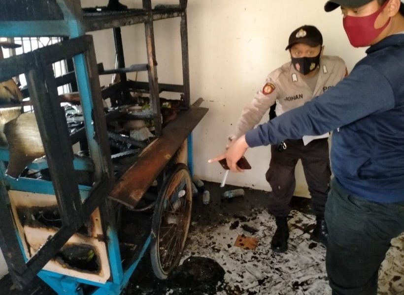 Gerobak Terbakar, Pakde Bakso Tewas Kena Serangan Jantung
