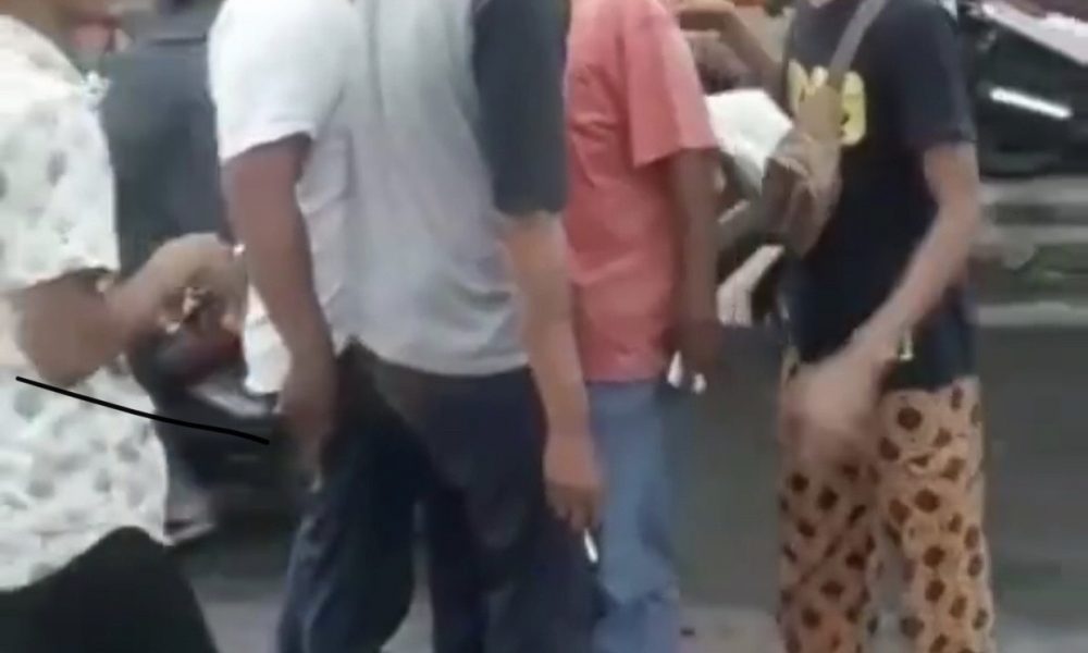 tangkapan layar video