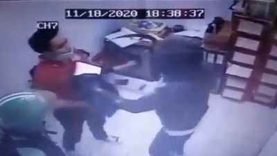 Tangkapan layar video yang viral di media sosial