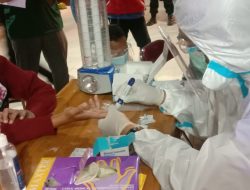 Pengunjung dan Pedagang Alun-alun Kota Bekasi di Rapid Tes, Satu Orang Reaktif