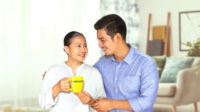 Ketua PERSADIA Nasional Periode 2017-2020 dan konsultan endokrin metabolik RS DR. Soetomo Surabaya Prof. Dr. dr. Agung Pranoto, M. Kes., SpPD., K-EMD., FINASIM, mengakui seri mini edukasi yang dilakukan secara virtual oleh Diabetasol adalah alternatif edukasi diabetes bagi diabetesi dan keluarganya di tengah pandemi.