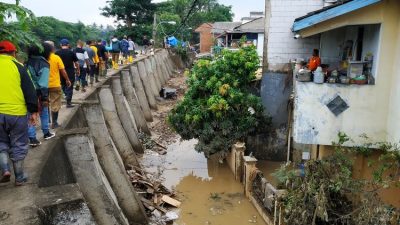 Penampakan Kali Bekasi