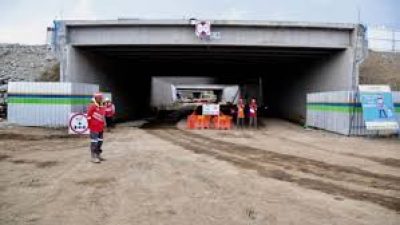 Proses pengerjaan underpass cibitung. Foto: (Ist)