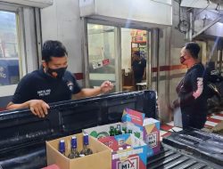 Jelang Ramadan, Tim Patriot Gerebeg Toko Kelontong Miras