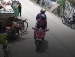 Aksi Viral Pengemudi Motor Sport Curi Kambing di Bekasi