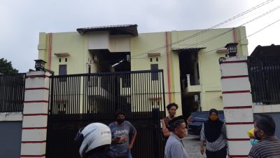 KPAD Kota Bekasi dan Dinas Pemberdayaan Perempuan dan Perlindungan Anak (DP3A) Kota Bekasi menyambangi kos yang jadi lokasi kasus persetubuhan di bawah umur melibatkan anak perempuan bernisial PU (15) dan terduga pelaku AT (21) yang merupakan anak anggota DPRD Kota Bekasi.