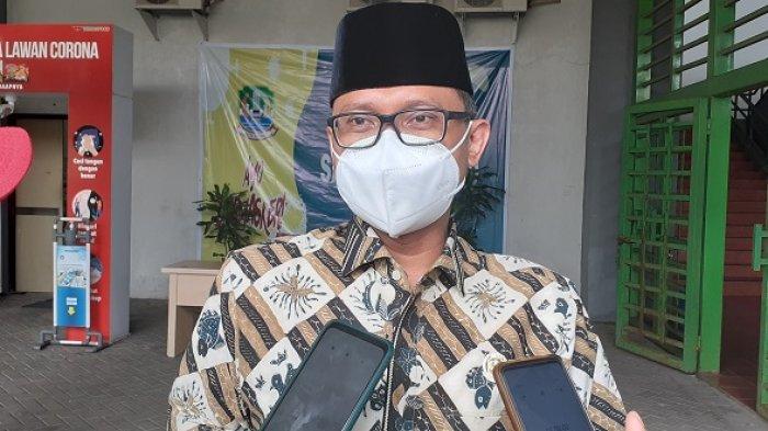 Ketua DPRD Kota Bekasi Choiruman J Putro