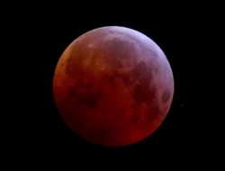 Tips Memotret Gerhana Bulan Total