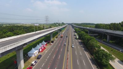 Ruas Tol Jakarta-Cikampek via udara