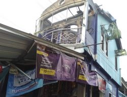 Tiga Rumah di Kranji Terbakar Gegara Bocah Main Korek Api