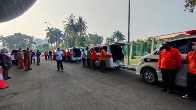 Wali Kota Bekasi Rahmat Effendi memberikan tugas tambahan bagi BPBD Kota Bekasi nntuk membantu penanganan pengangkatan jenazah Covid-19. Foto: Ist/Gobekasi.id