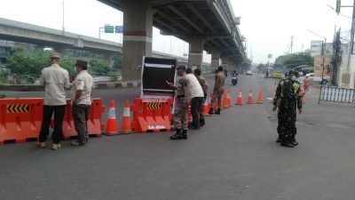 Penyekaran kendaraan di Jalan KH.Noer Ali-Kalimalang, Bekasi Barat, Kota Bekasi. Foto: Gobekasi.id
