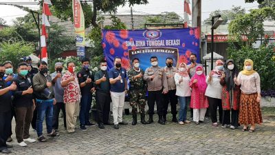 Dukung Program Pemerintah, SMA Bina Tunggal Bekasi Gelar Vaksinasi Massal