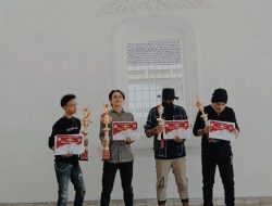 Pemenang Cover Lagu Dapat Penghargaan di Gedung Juang