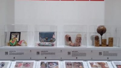 Produk UMKM Kota Bekasi yang terpajang di Uniqlo GMM