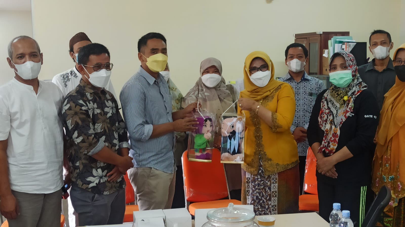 Studi banding DPRD Kabupaten Pandegrang ke Dinkes Kota Bekasi