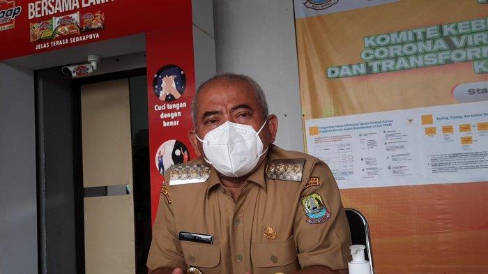 Wali Kota Bekasi Rahmat Effendi di Stadion Patriot Candrabhaga