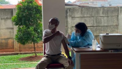 Polrestro Bekasi Kota Gelar Vaksinasi Lansia