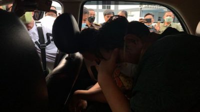Sosok dua oknum pegawai BPK Jabar saat ditangkap dalam operasii tangkap tangan oleh Kejati Jabar dan Kejari Kabupaten Bekasi