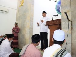 Plt Wali Kota Bekasi Laksanakan Sholat Ghaib Untuk Putra Gubernur Jawa Barat