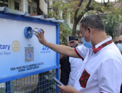 Plt Wali Kota Ajak Siswa SMAN 1 Kota Bekasi Tabung Sampah Jadi Emas