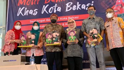 Plt TP PKK Wiwiek Hargono Apresiasi Lomba Desain Batik Khas Kota Bekasi
