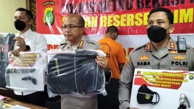 Jadi Polisi Gadungan, Pemuda di Bekasi Tusuk Ibu dan Anak