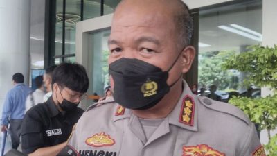 Kapolrestro Bekasi Kota, Kombes Pol Hengky.