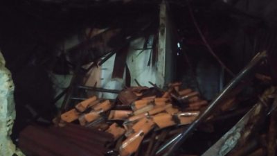 Kondisi rumah warga Pondok Gede Roboh